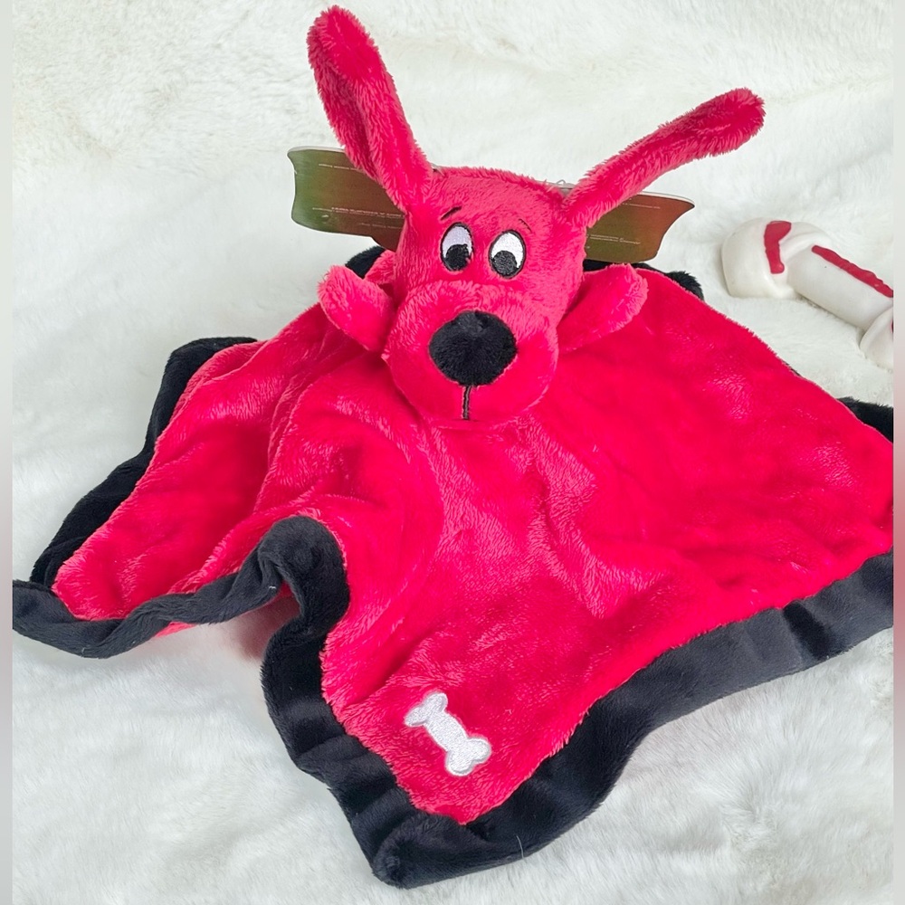 🐶New w/tag CLIFFORD THE BIG RED DOG Plush Red and Black Dog Toy Blanket squeaks!
